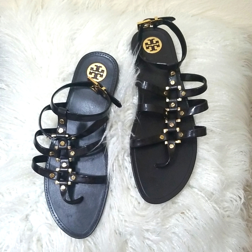Tory Burch sandals Reposhing because they’re jellies and I want leather.